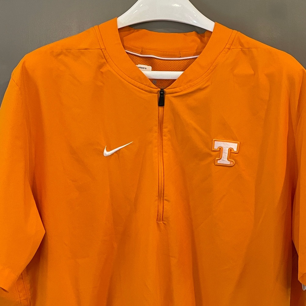 Nike Tennessee Volunteers Mens XL Orange 1/4 Zip Short Sleeve Windshirt Pullover